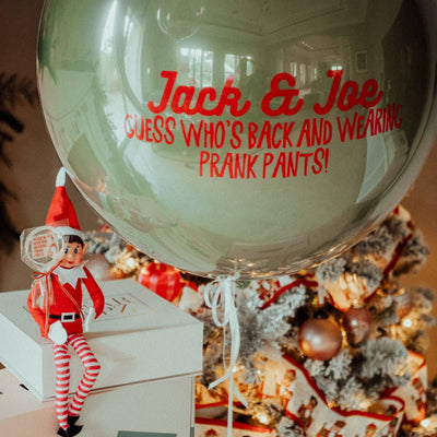 Elf arrival balloon - Guess who's back (Elf not included)