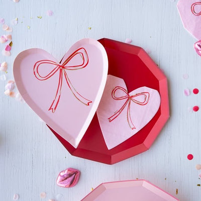 Heart with Bow Plates Set of 8