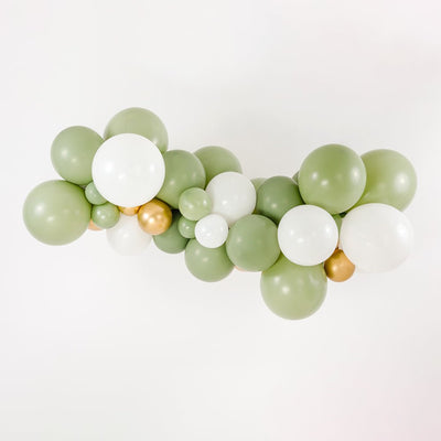 DIY Scandi Christmas Balloon Garland Kit